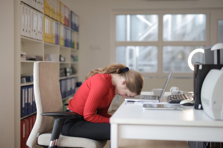 STOP YOUR EMPLOYEES FROM QUITTING! The 4 Steps to a Sticky Culture